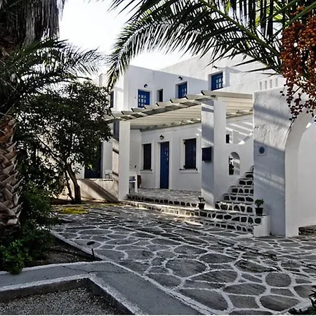 Arokaria Dreams Aparthotel Nausa